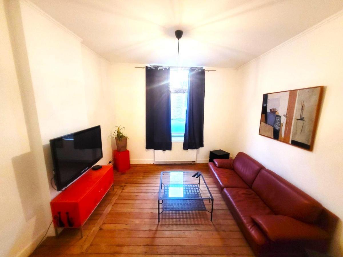 Au Logement Mosan Namur Exteriér fotografie